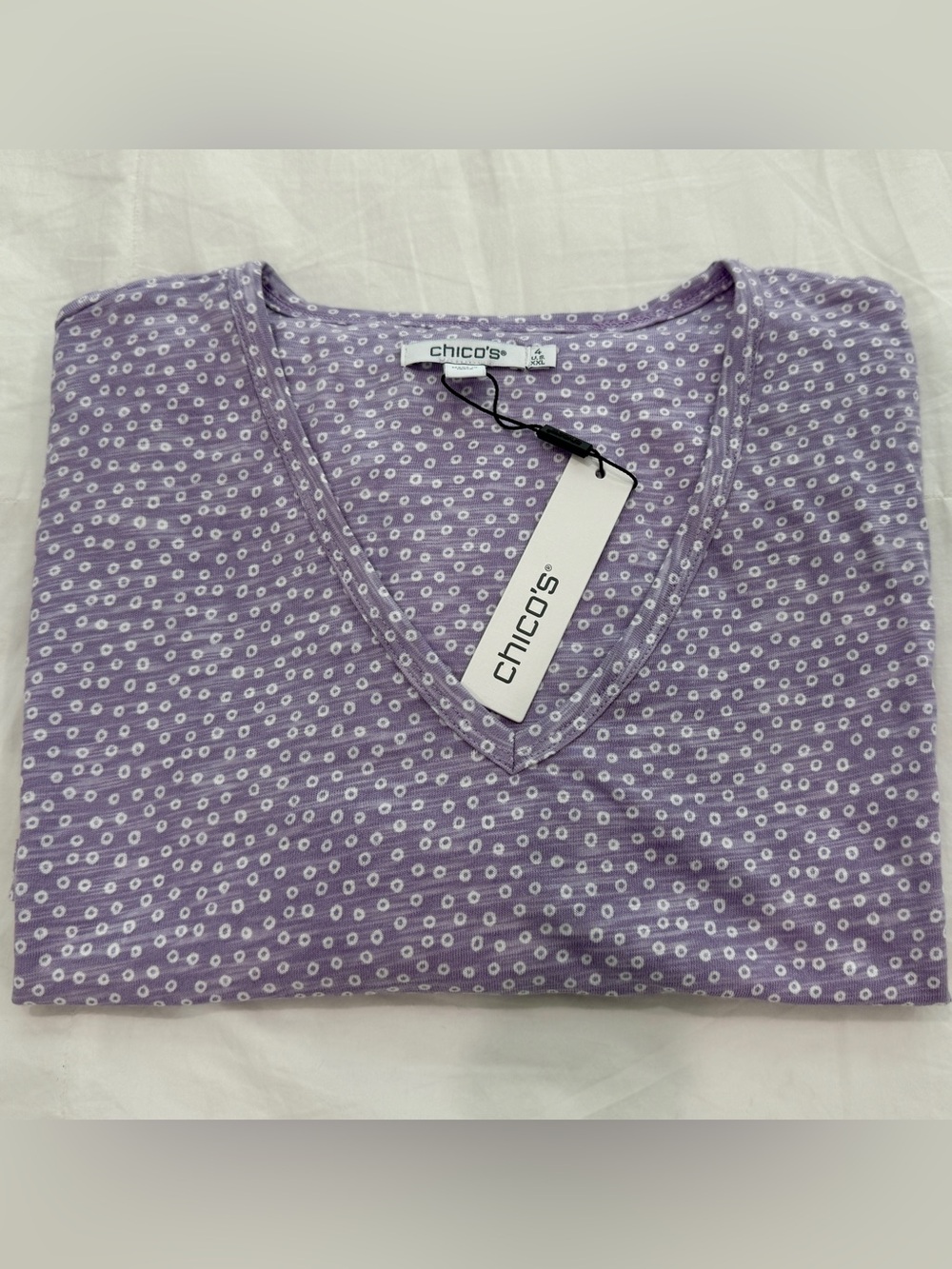 Chico's Lavender Polo Dot V-Neck Top. NWT